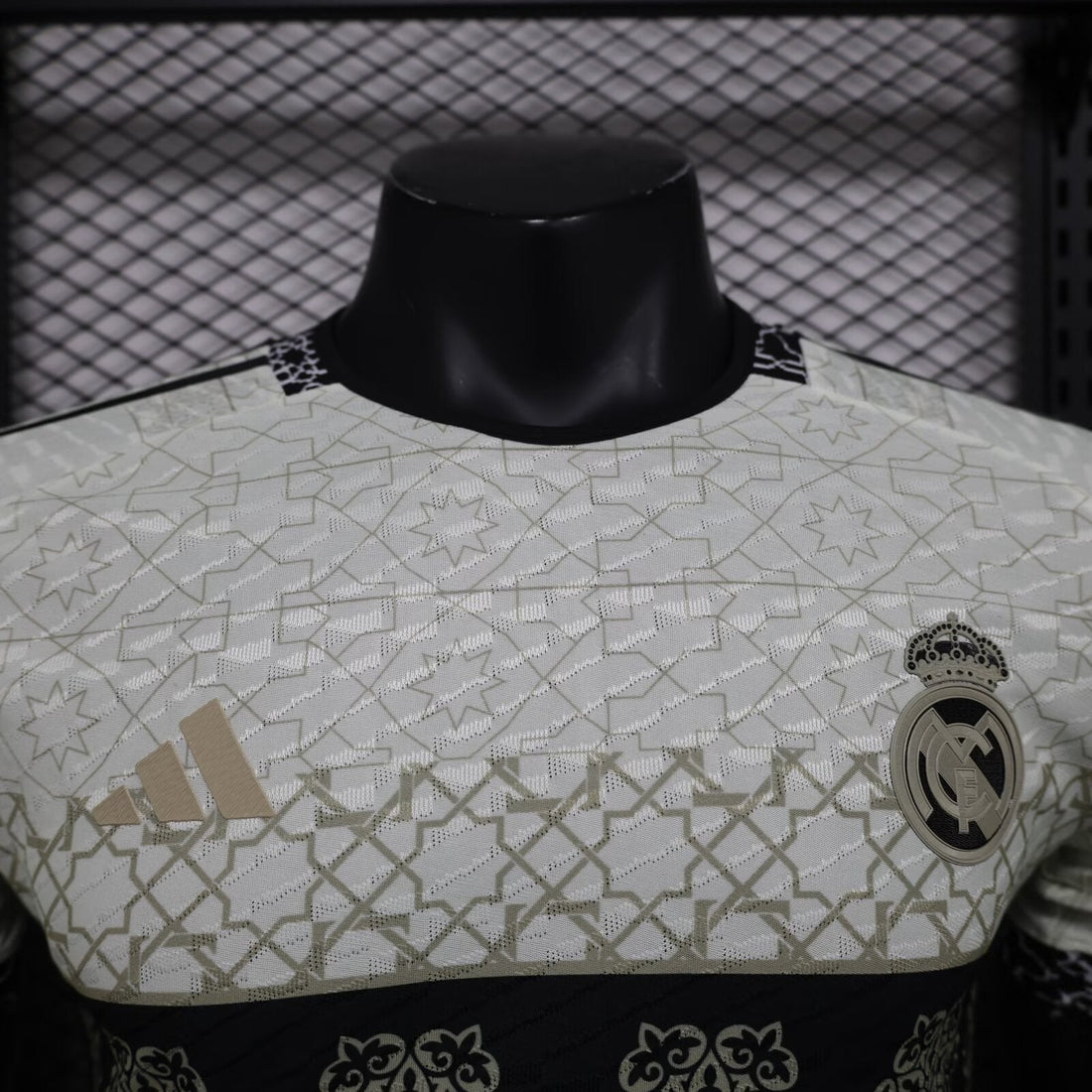 Real Madrid &quot;Mosaic Heritage&quot; Special Kit